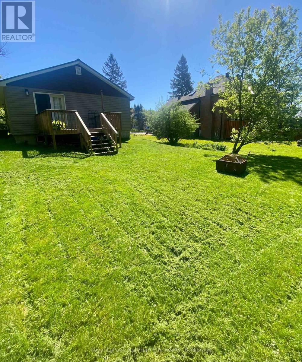 321 MAIN STREET Image 13