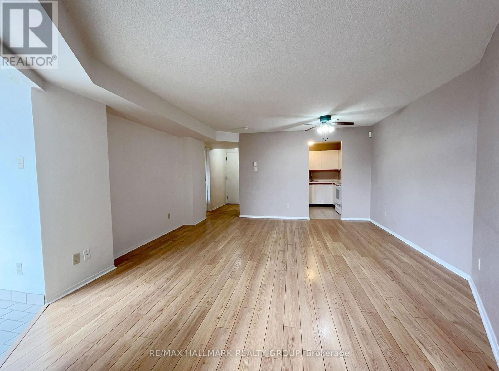 221 - 1025 GRENON AVENUE Image 6