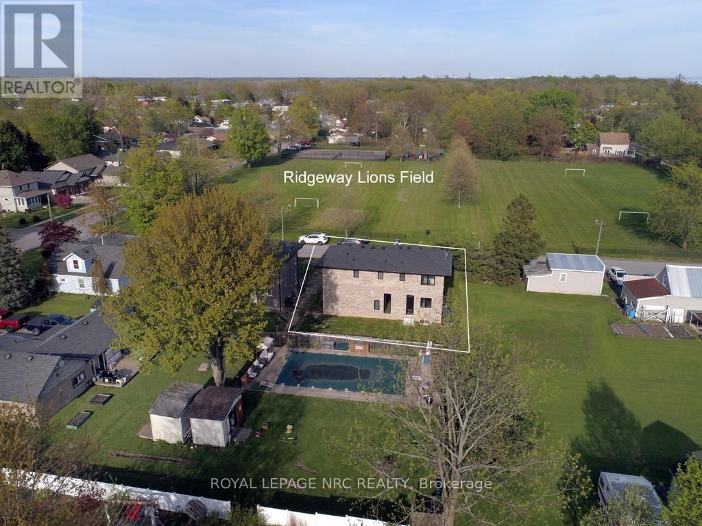 203 PARK STREET Image 12