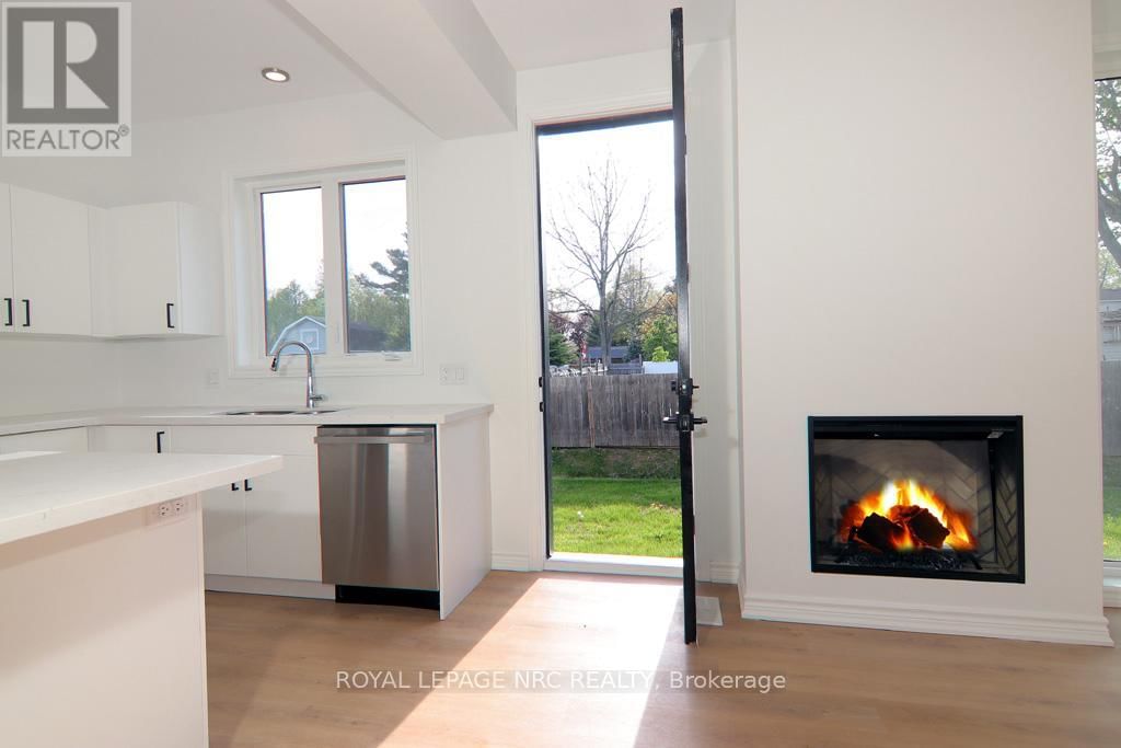 203 PARK STREET Image 20