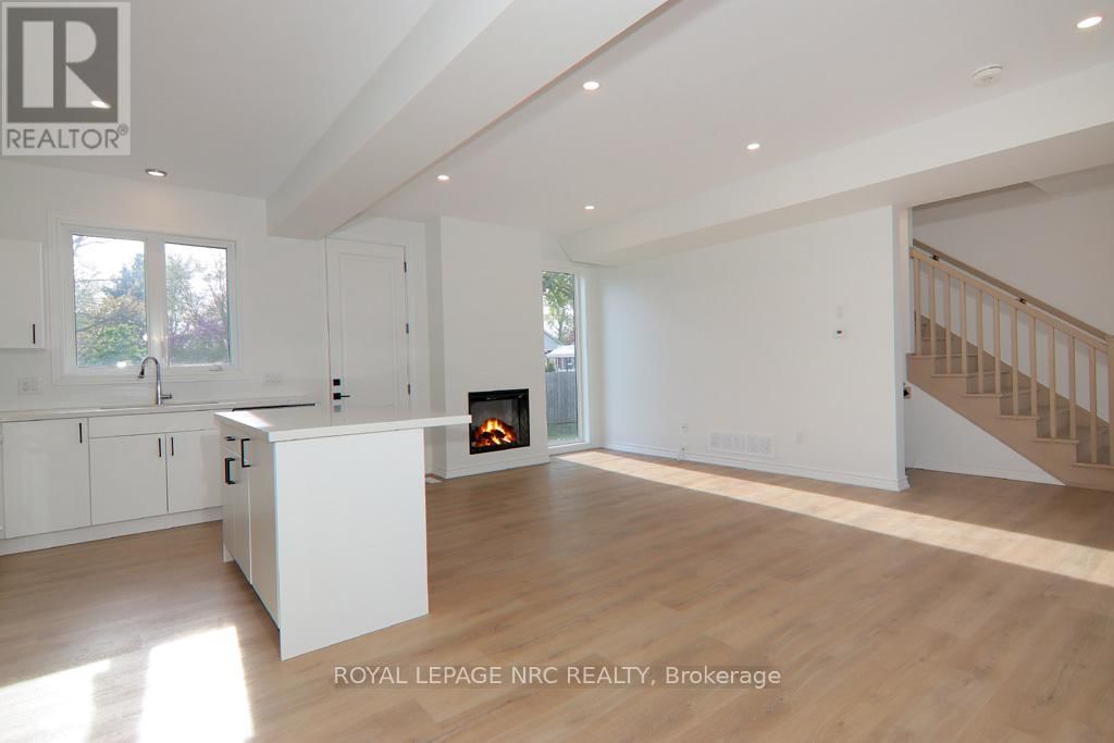 203 PARK STREET Image 28