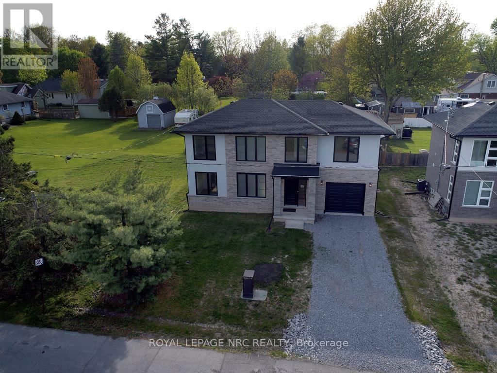 203 PARK STREET Image 3
