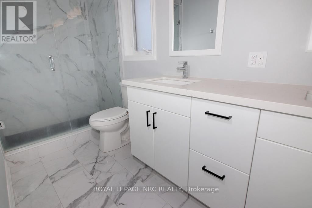 203 PARK STREET Image 43