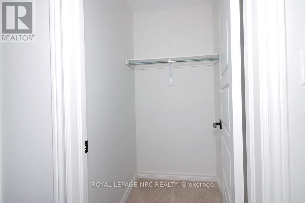 203 PARK STREET Image 44