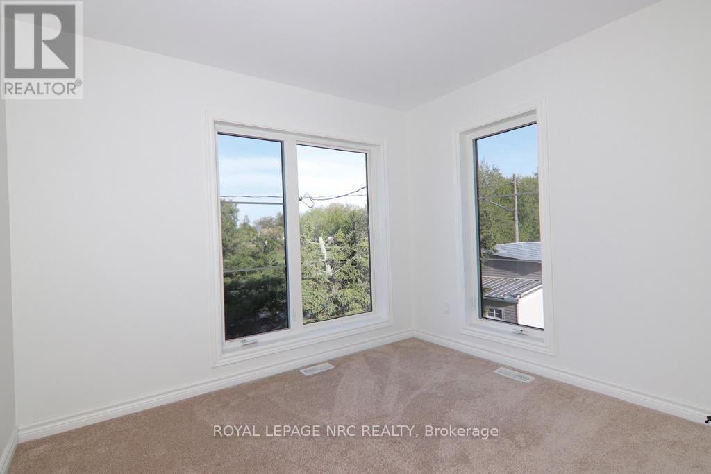 203 PARK STREET Image 47