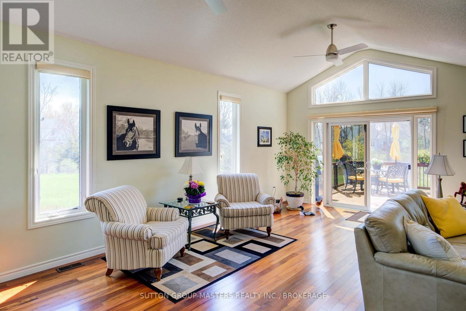 24 COUNTRY CLUB DRIVE Image 16