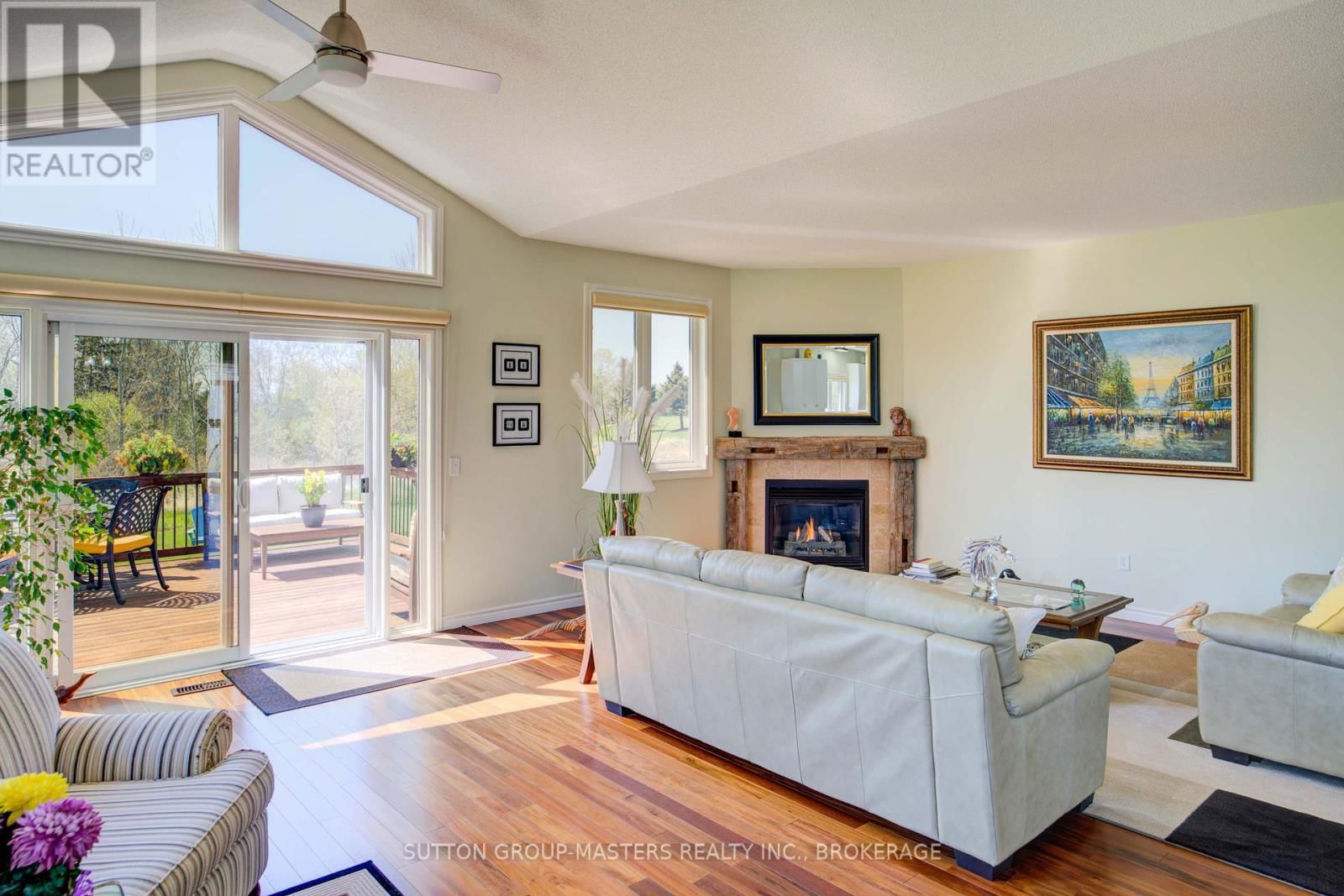 24 COUNTRY CLUB DRIVE Image 17