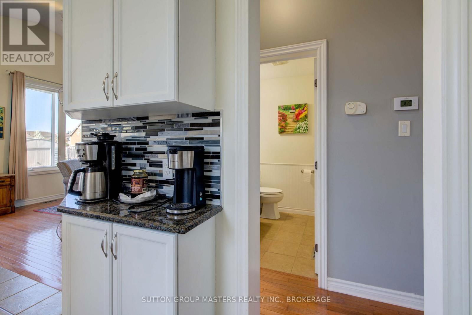 422 COOKE CRESCENT Image 15
