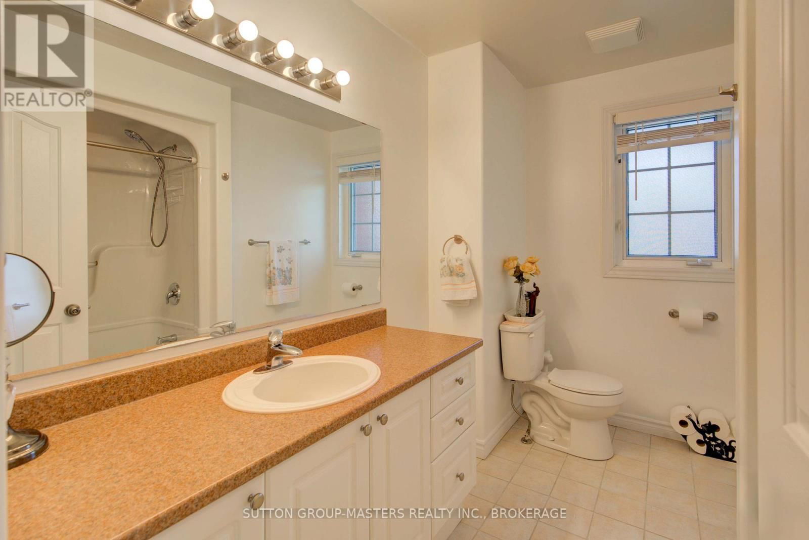 422 COOKE CRESCENT Image 20