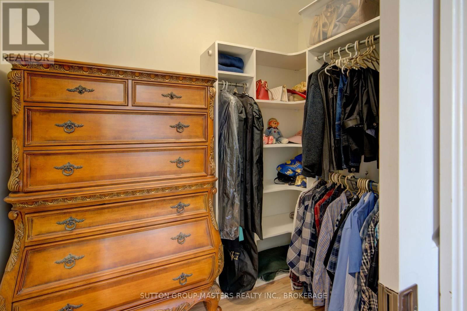 422 COOKE CRESCENT Image 21
