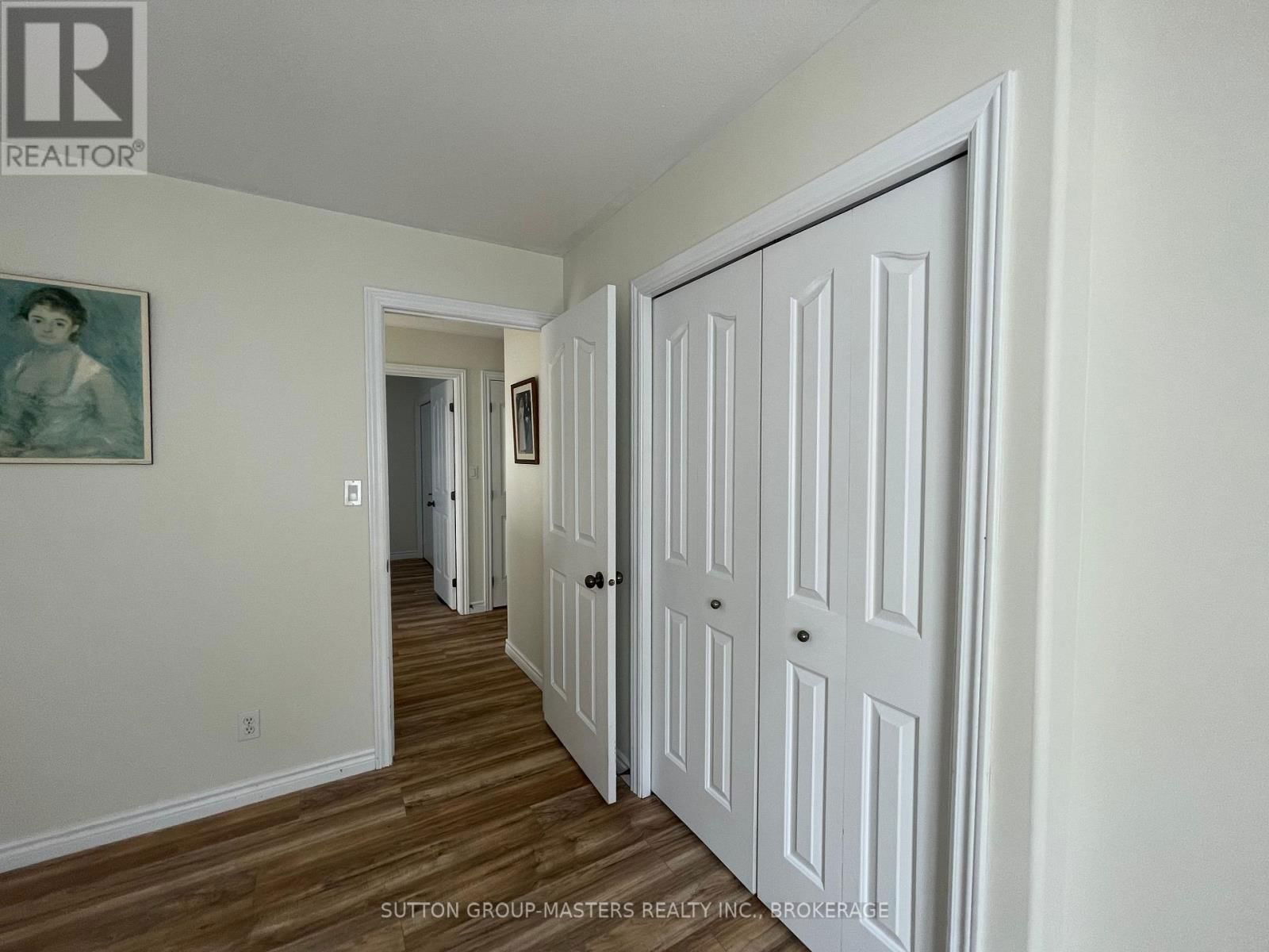 422 COOKE CRESCENT Image 35