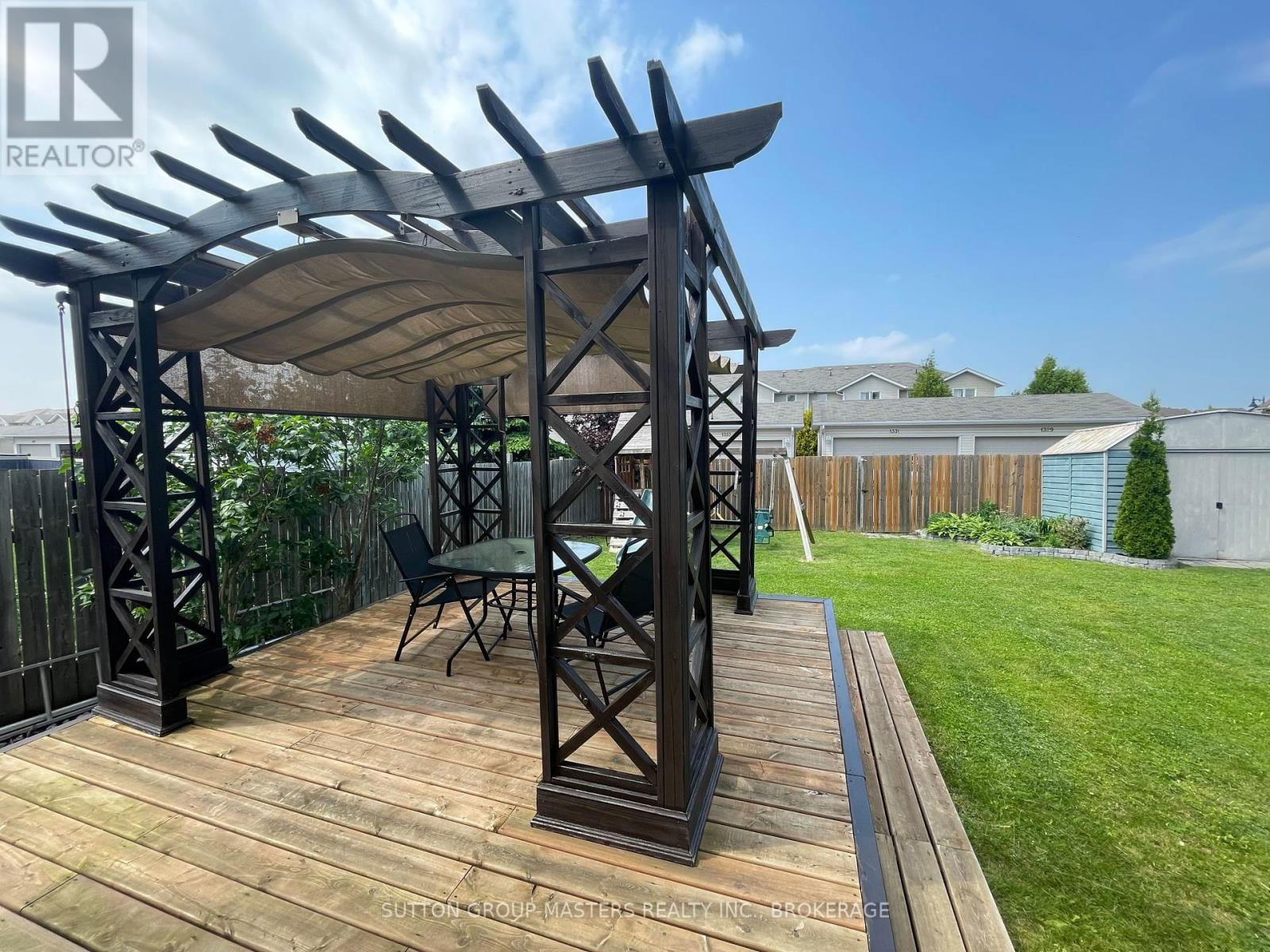 422 COOKE CRESCENT Image 37
