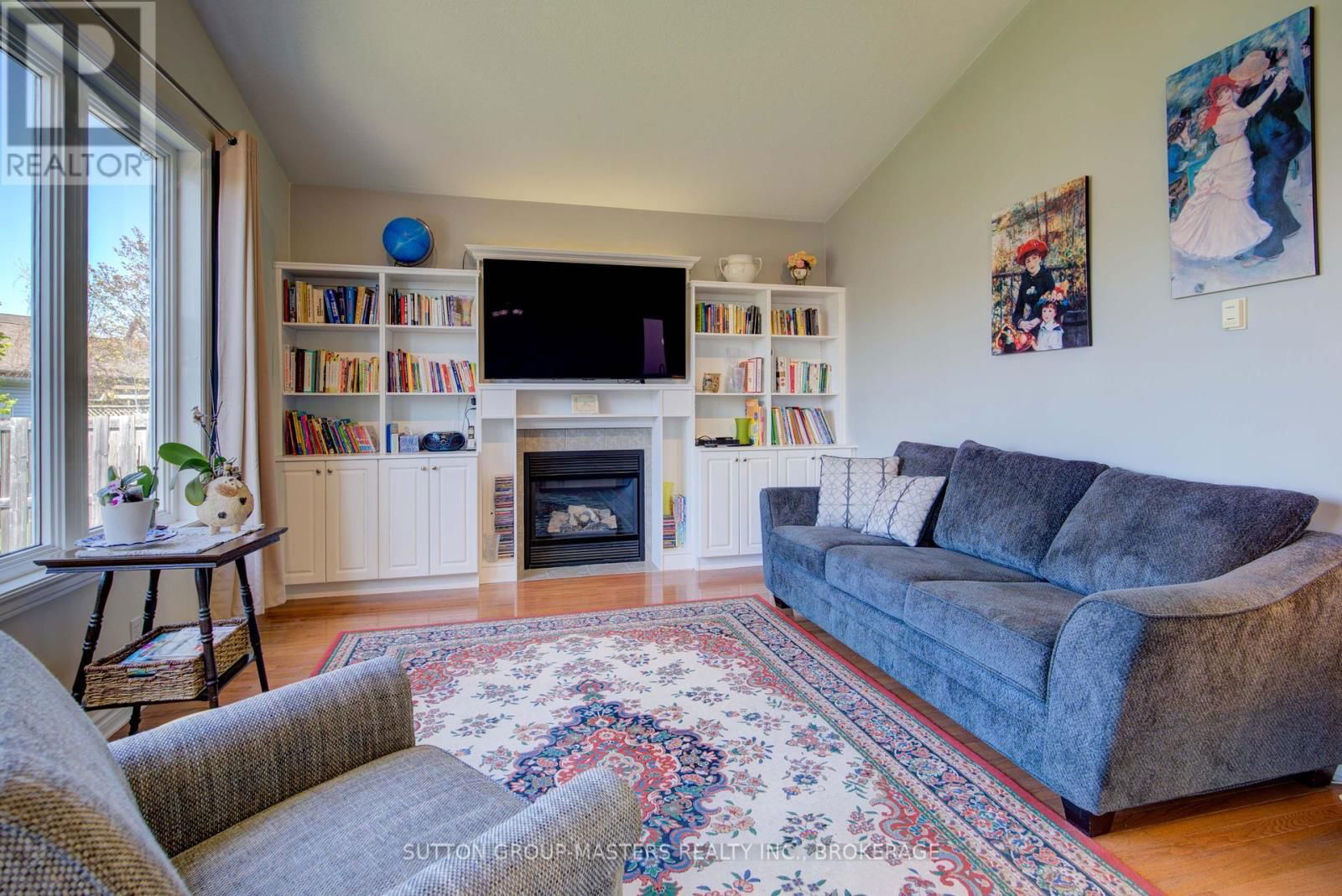 422 COOKE CRESCENT Image 9
