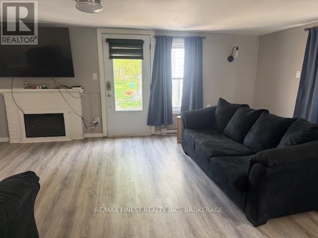 165 PHILLIPS STREET Image 11