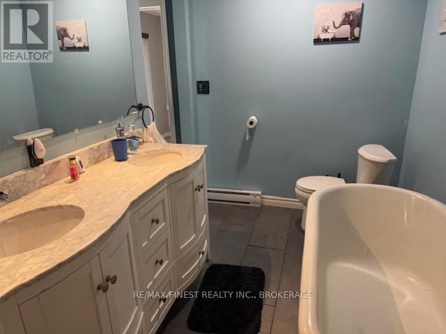 165 PHILLIPS STREET Image 17