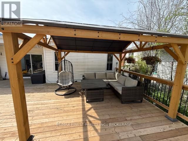 165 PHILLIPS STREET Image 3