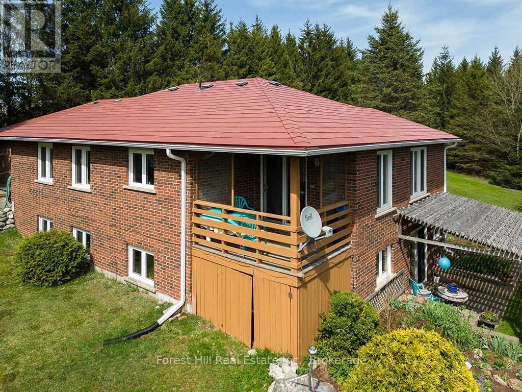 494502 TRAVERSTON ROAD Image 12