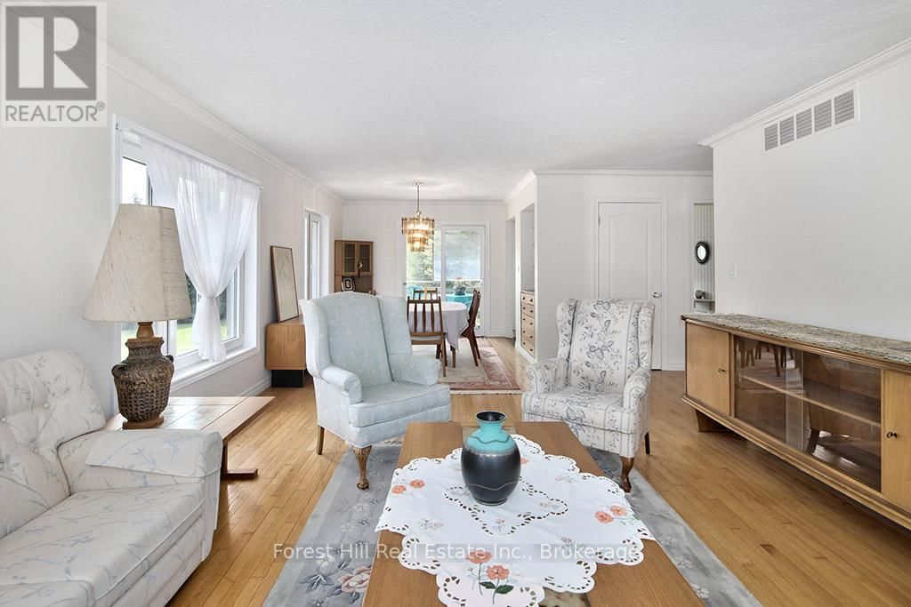494502 TRAVERSTON ROAD Image 9