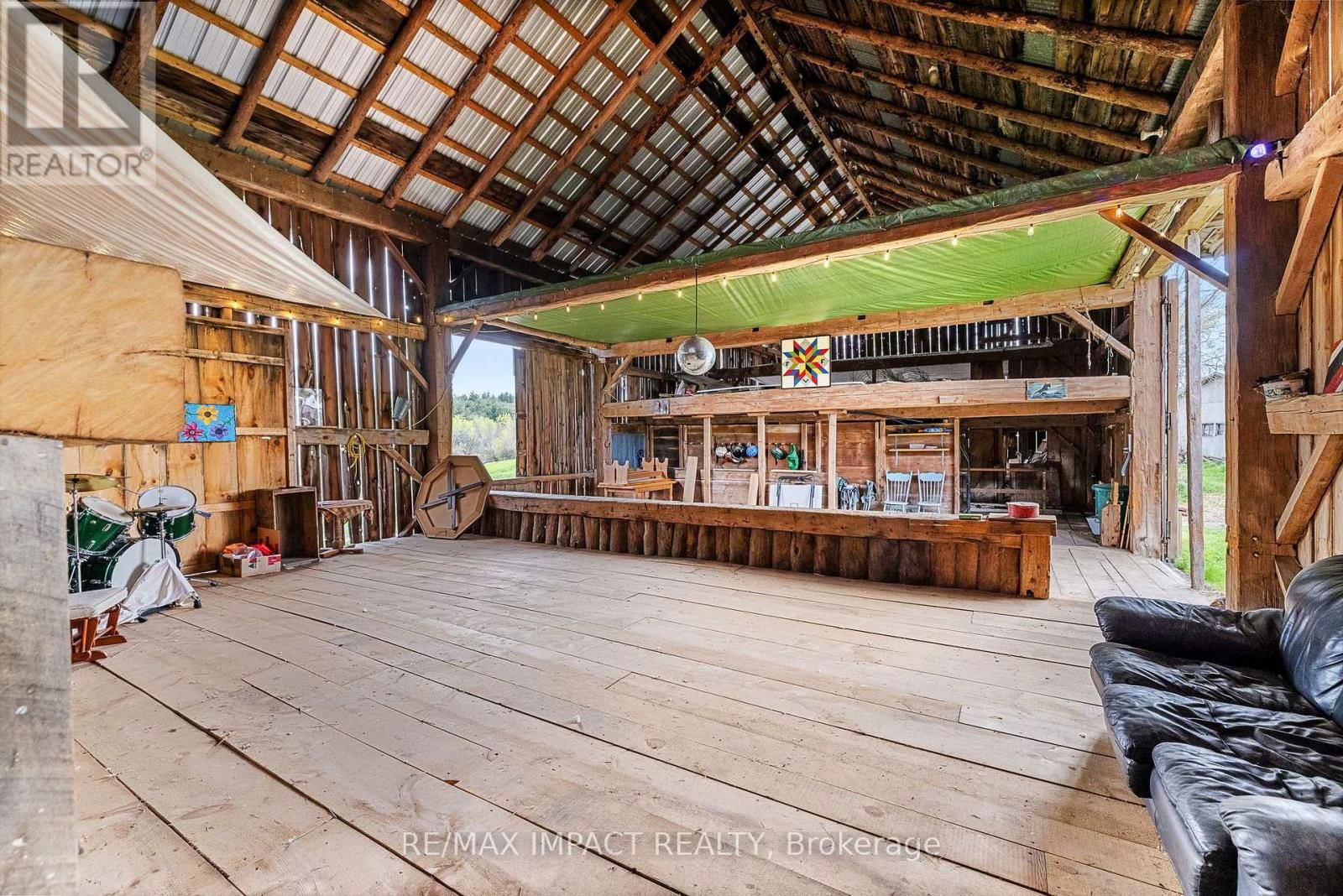 1008 TUFTSVILLE ROAD Image 34