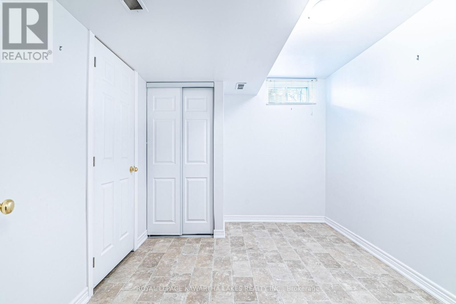 83 LORI BOULEVARD Image 30