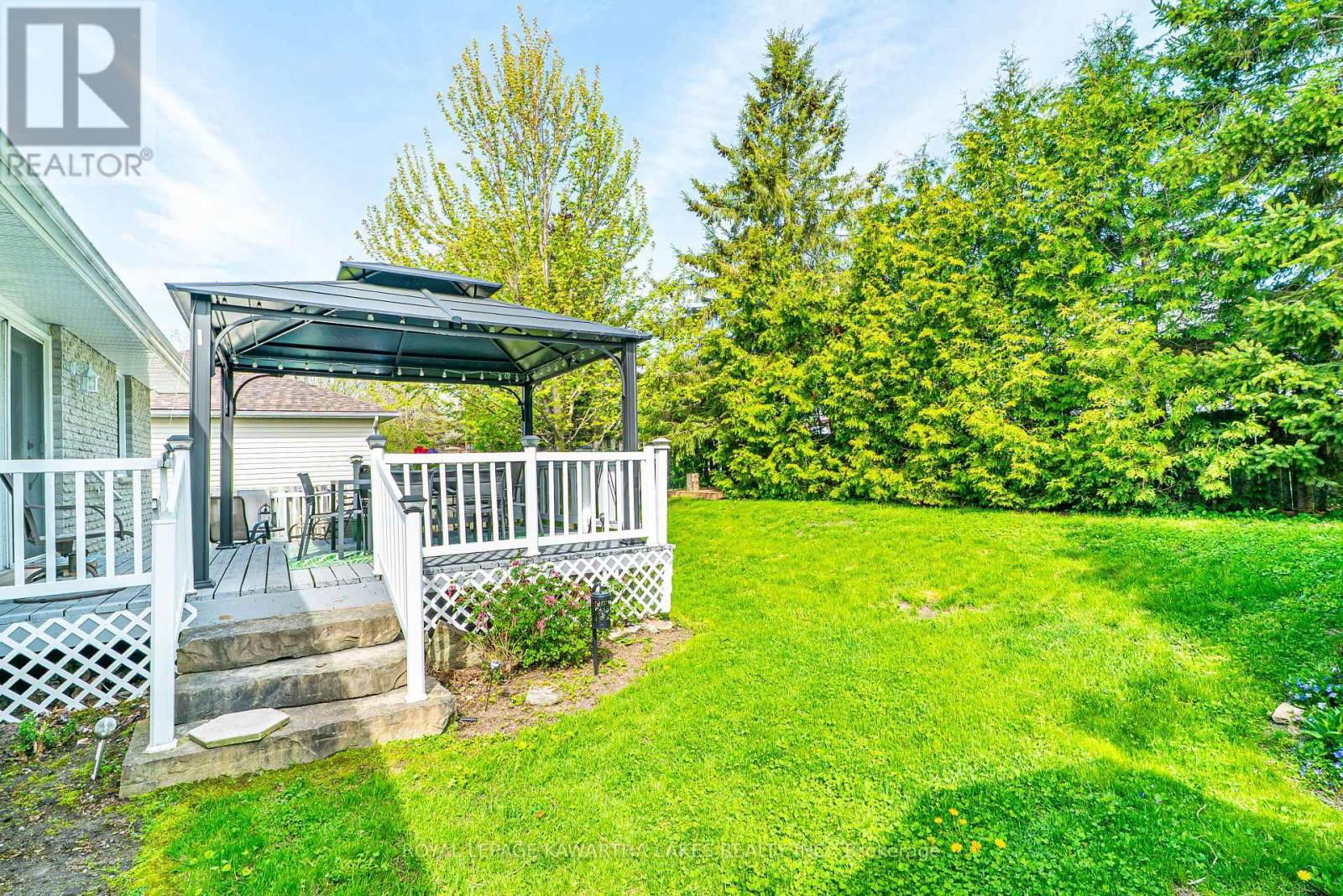 83 LORI BOULEVARD Image 34