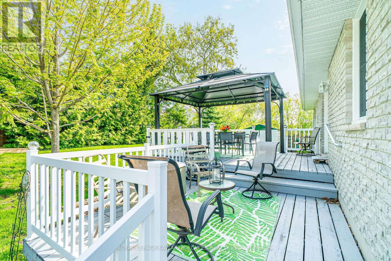 83 LORI BOULEVARD Image 38