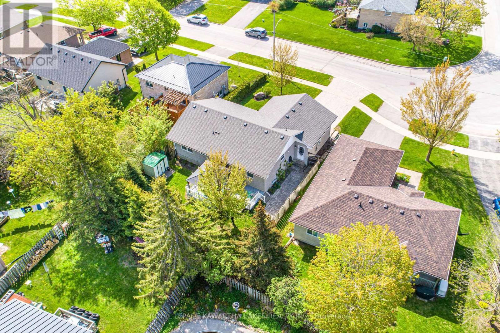 83 LORI BOULEVARD Image 39