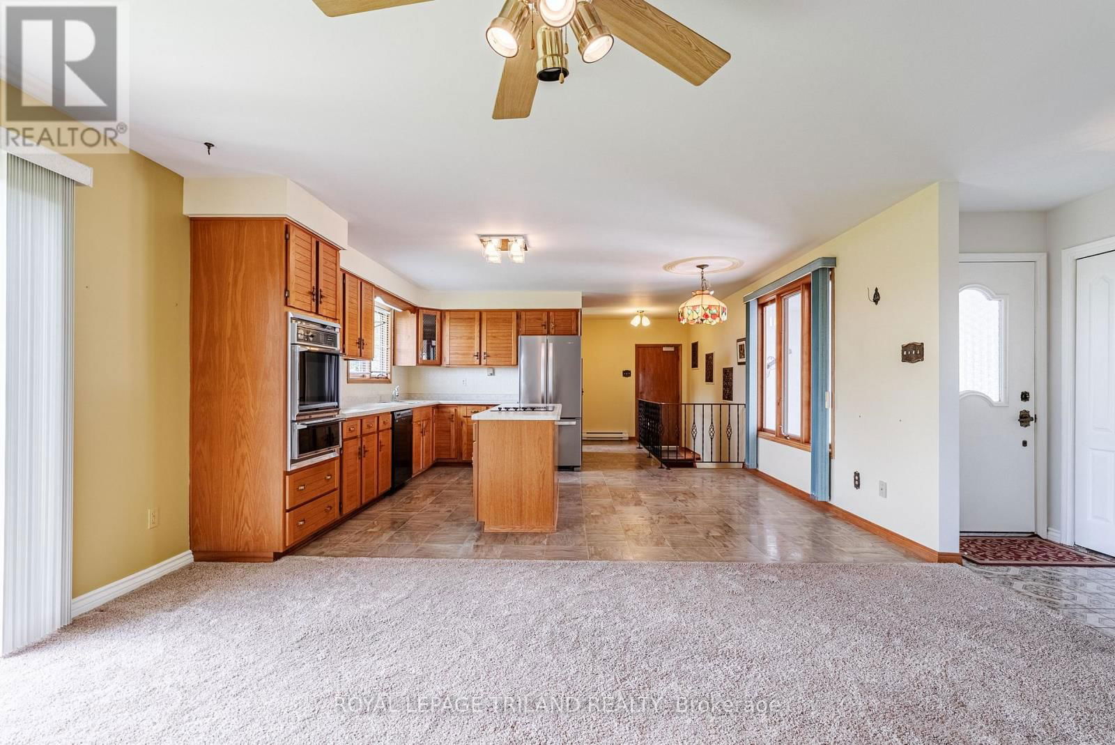 15295 DORCHESTER ROAD Image 10