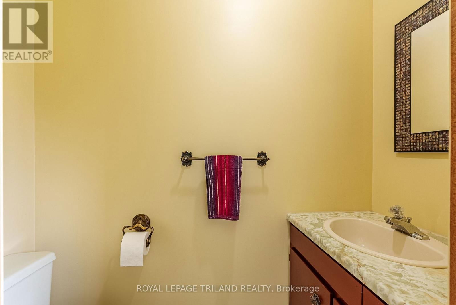 15295 DORCHESTER ROAD Image 16
