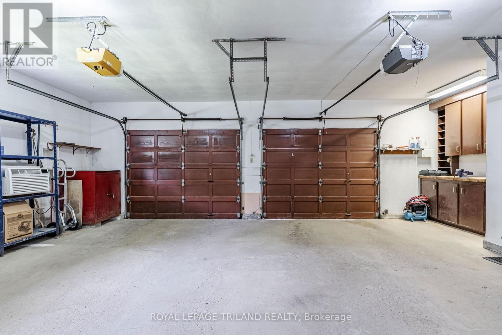 15295 DORCHESTER ROAD Image 32