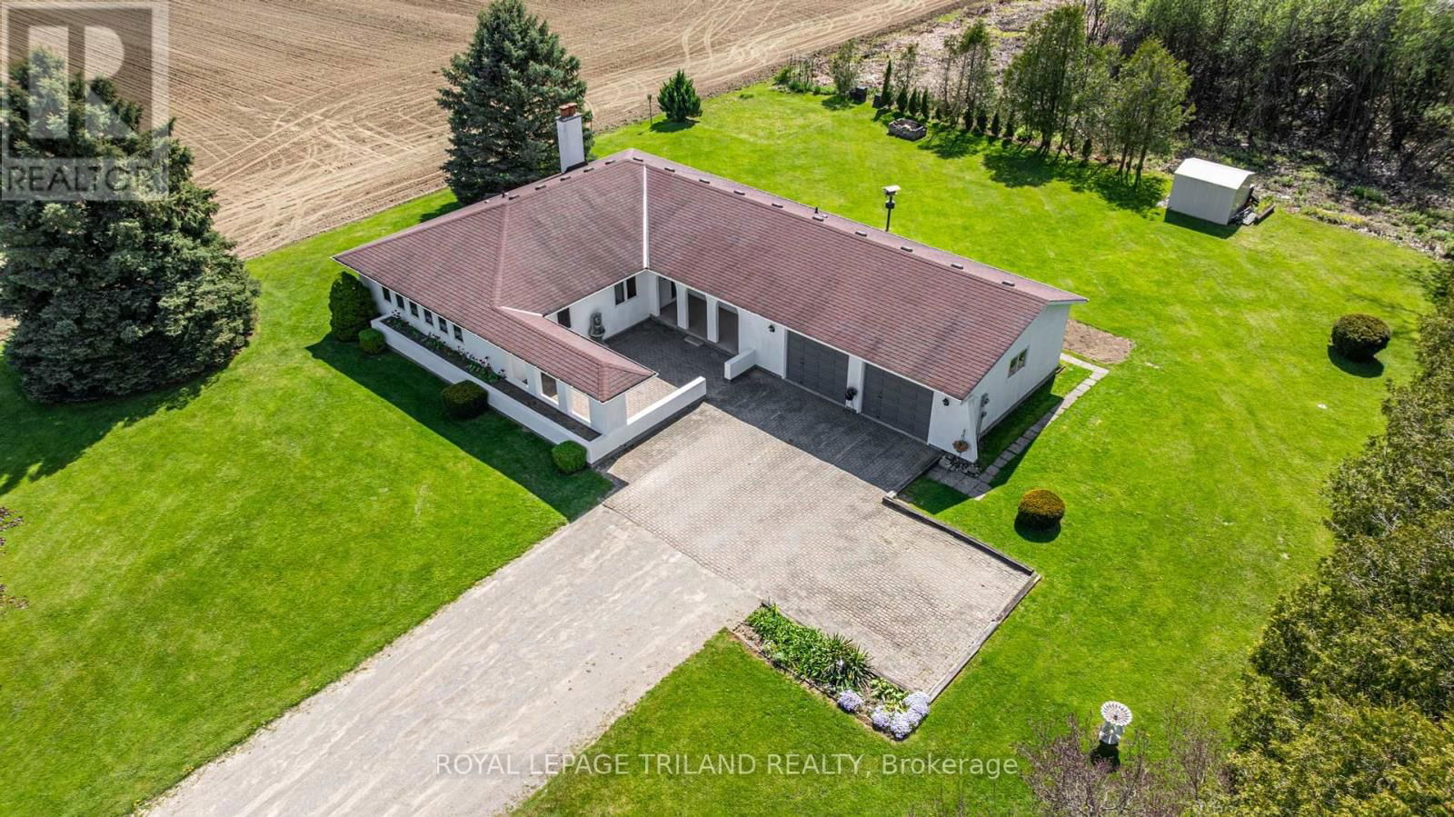15295 DORCHESTER ROAD Image 37