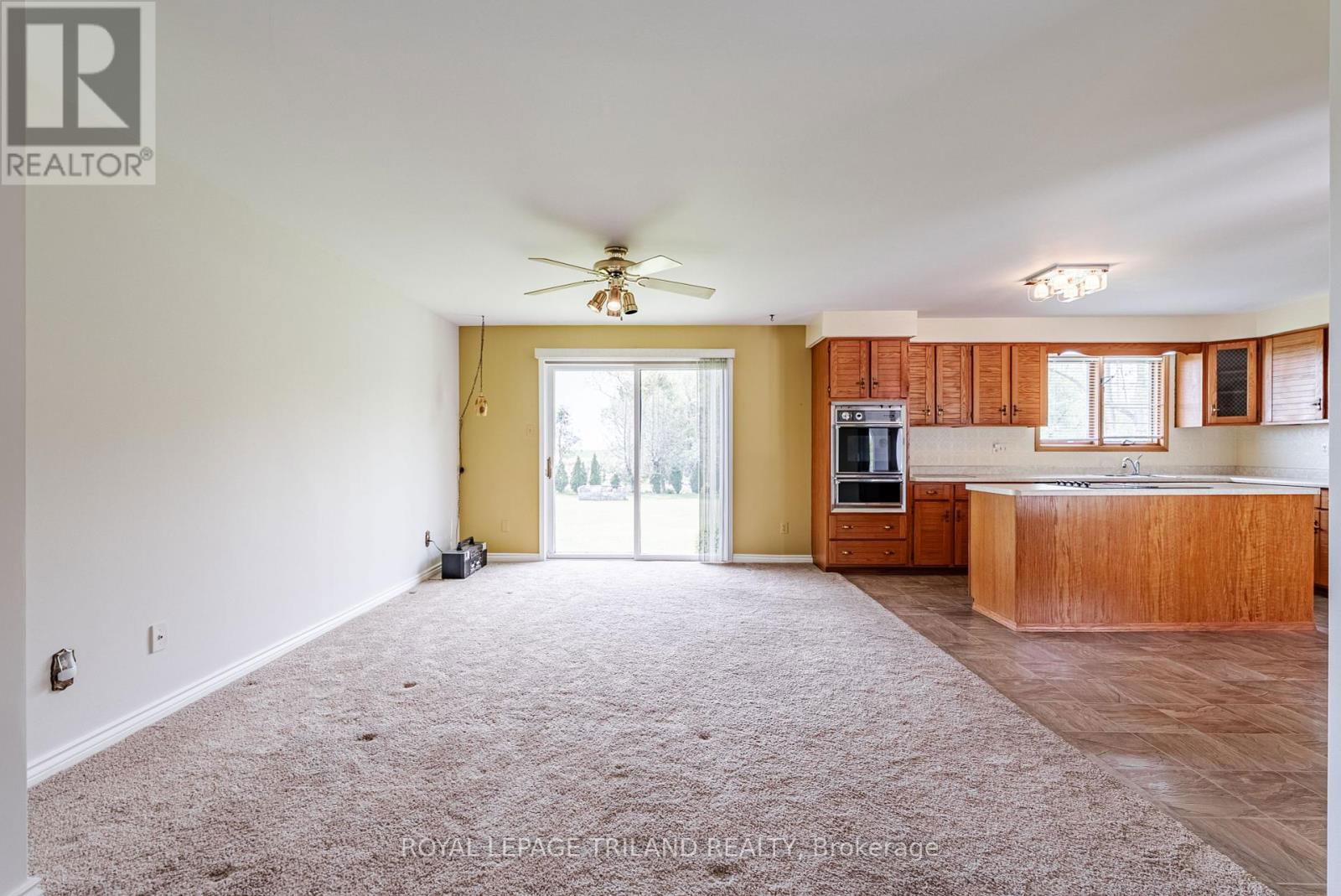15295 DORCHESTER ROAD Image 8