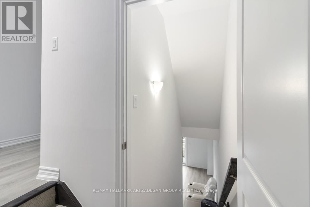 37 - 61 SOHO STREET Image 6