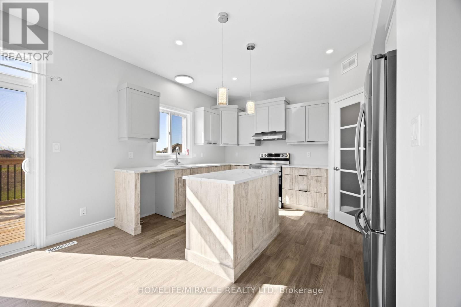 15 MAVETY COURT Image 24