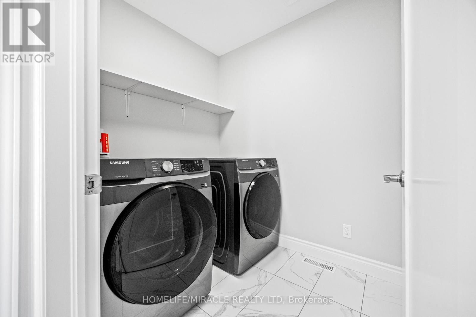 15 MAVETY COURT Image 30