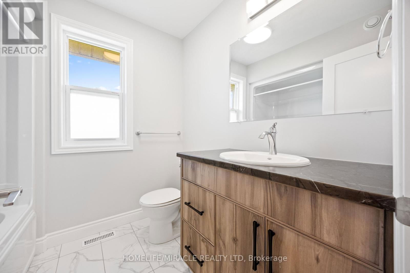 15 MAVETY COURT Image 41