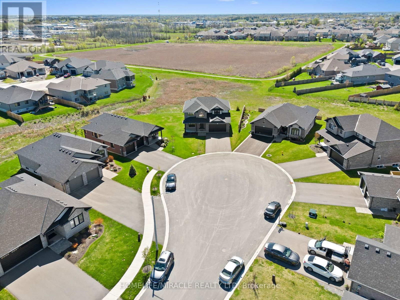 15 MAVETY COURT Image 46