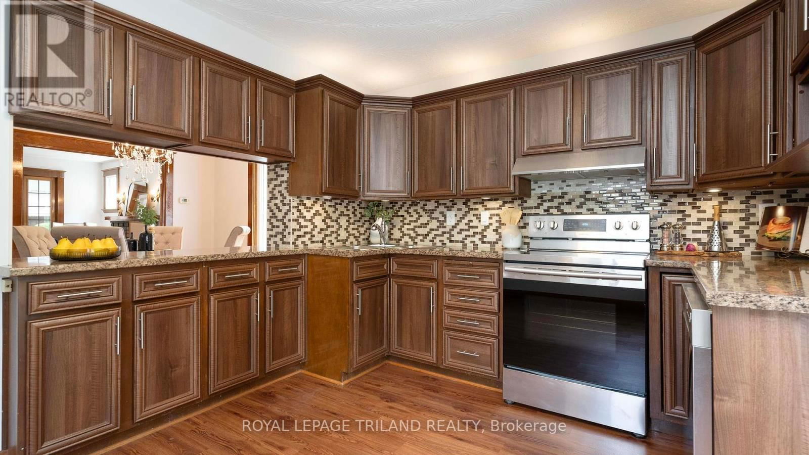 275 RIDOUT STREET SOUTH Image 13