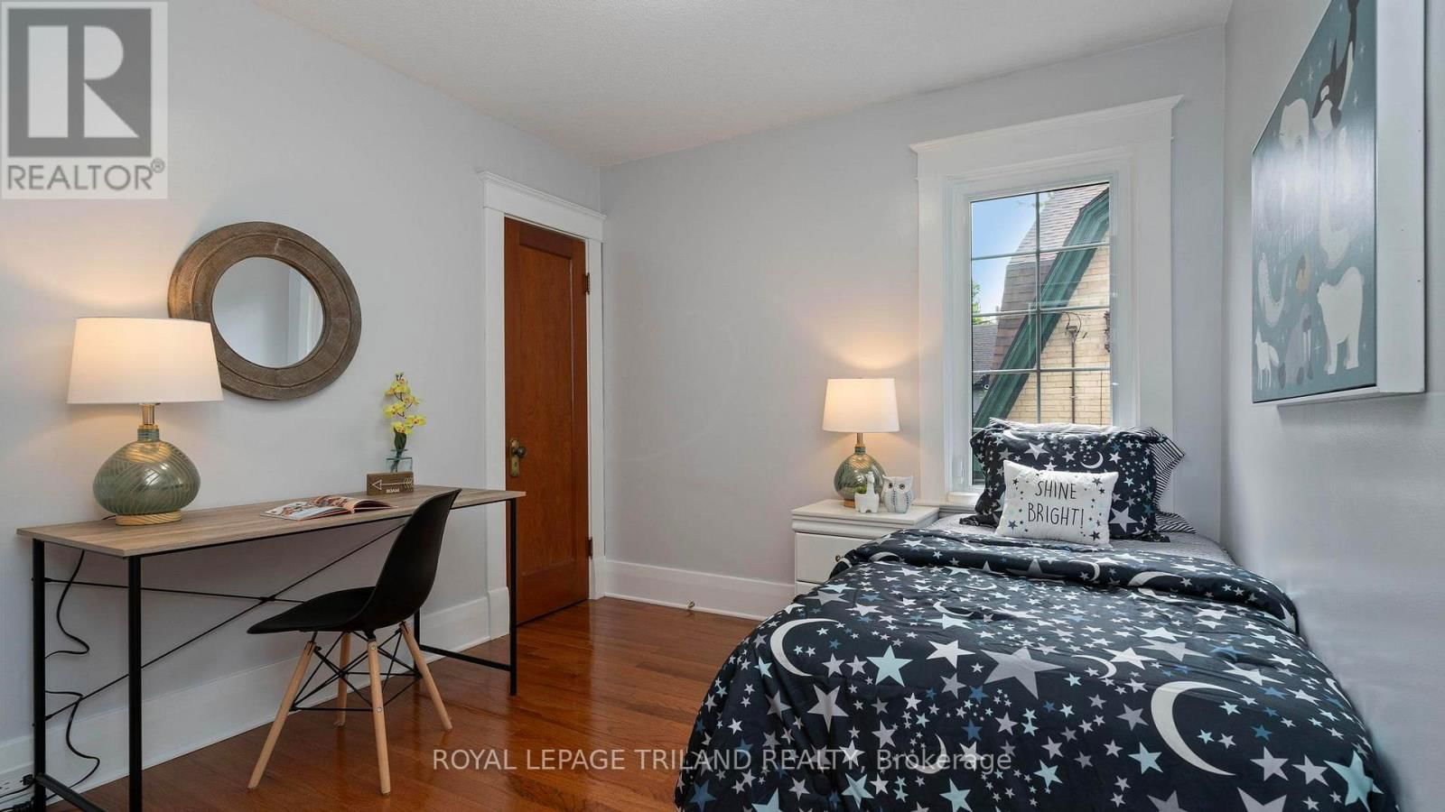 275 RIDOUT STREET SOUTH Image 24