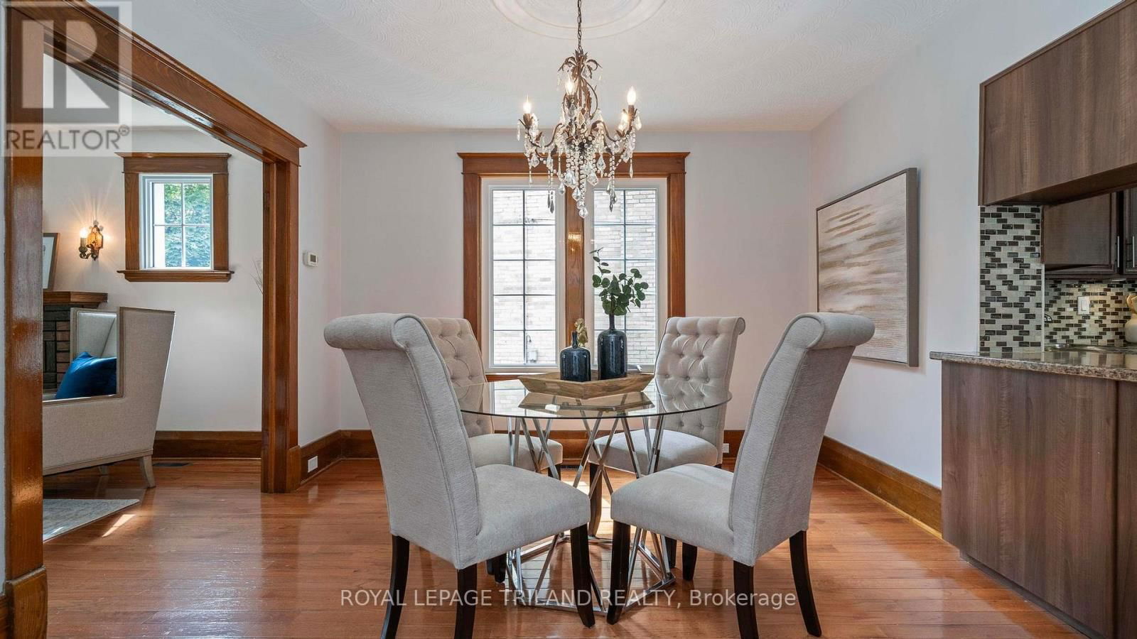 275 RIDOUT STREET SOUTH Image 9