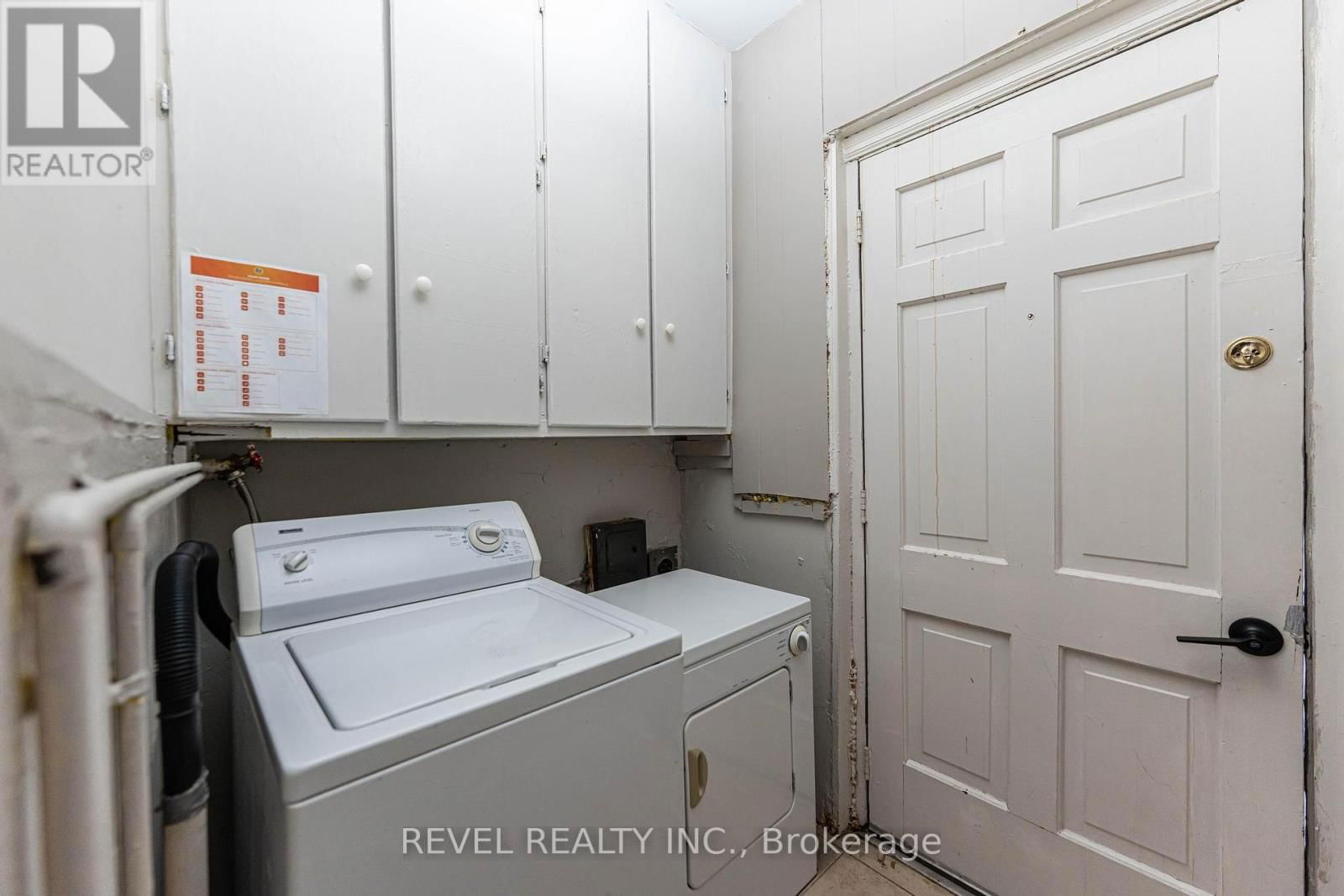 2 - 4993 KING STREET Image 10