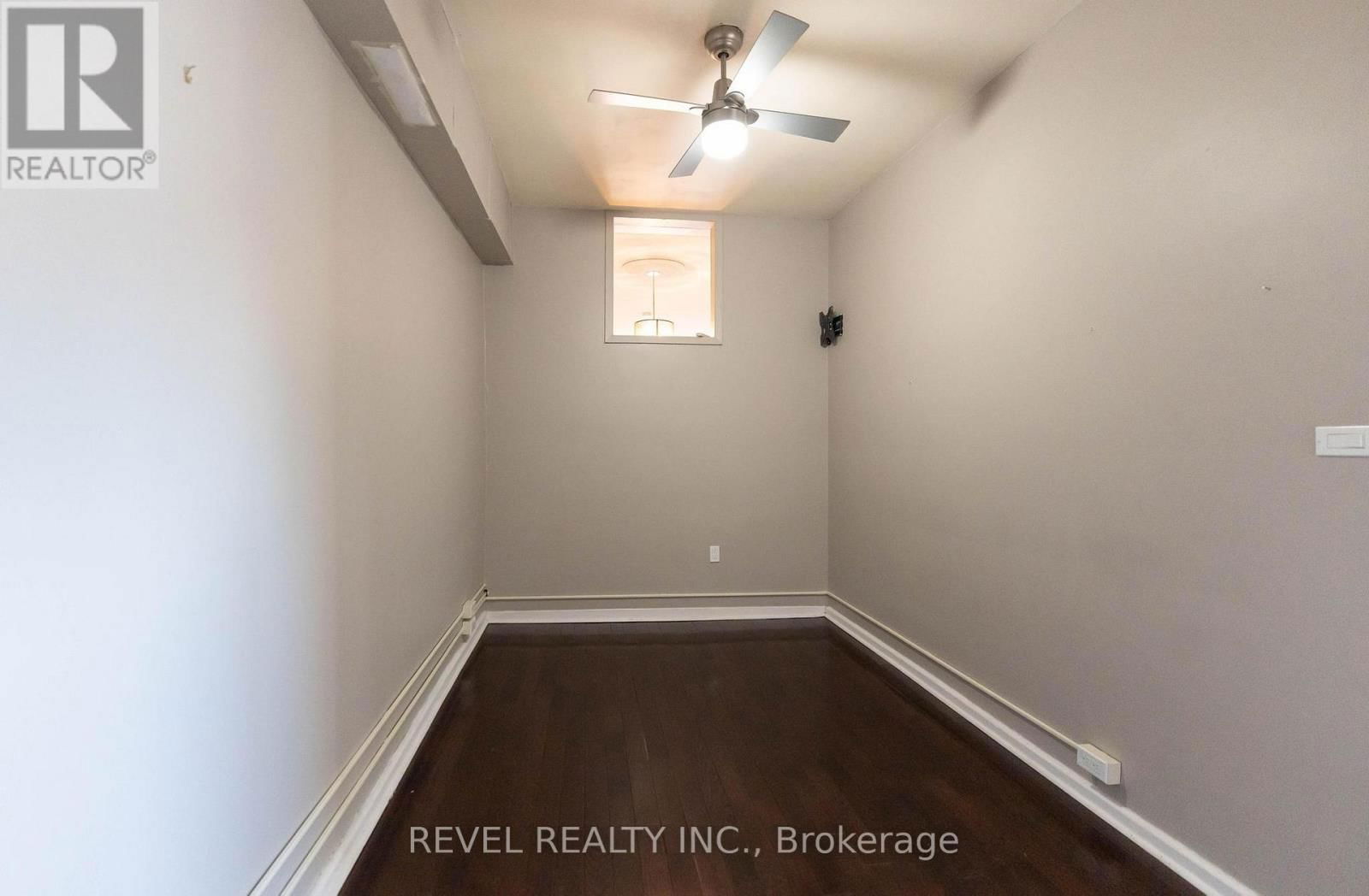2 - 4993 KING STREET Image 7
