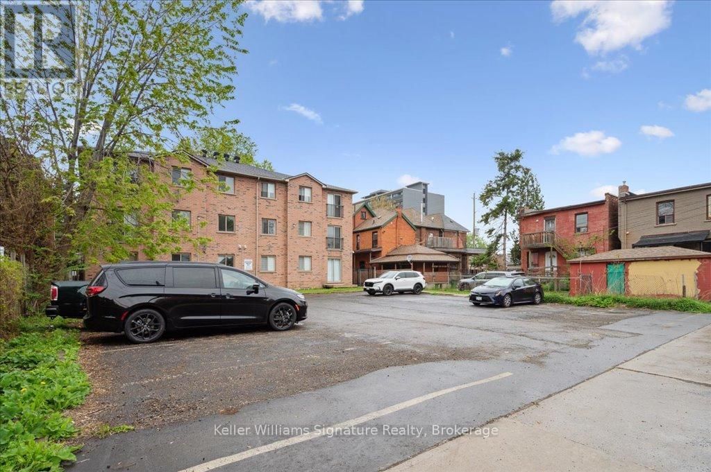 104 - 28 VICTORIA AVENUE NORTH Image 20