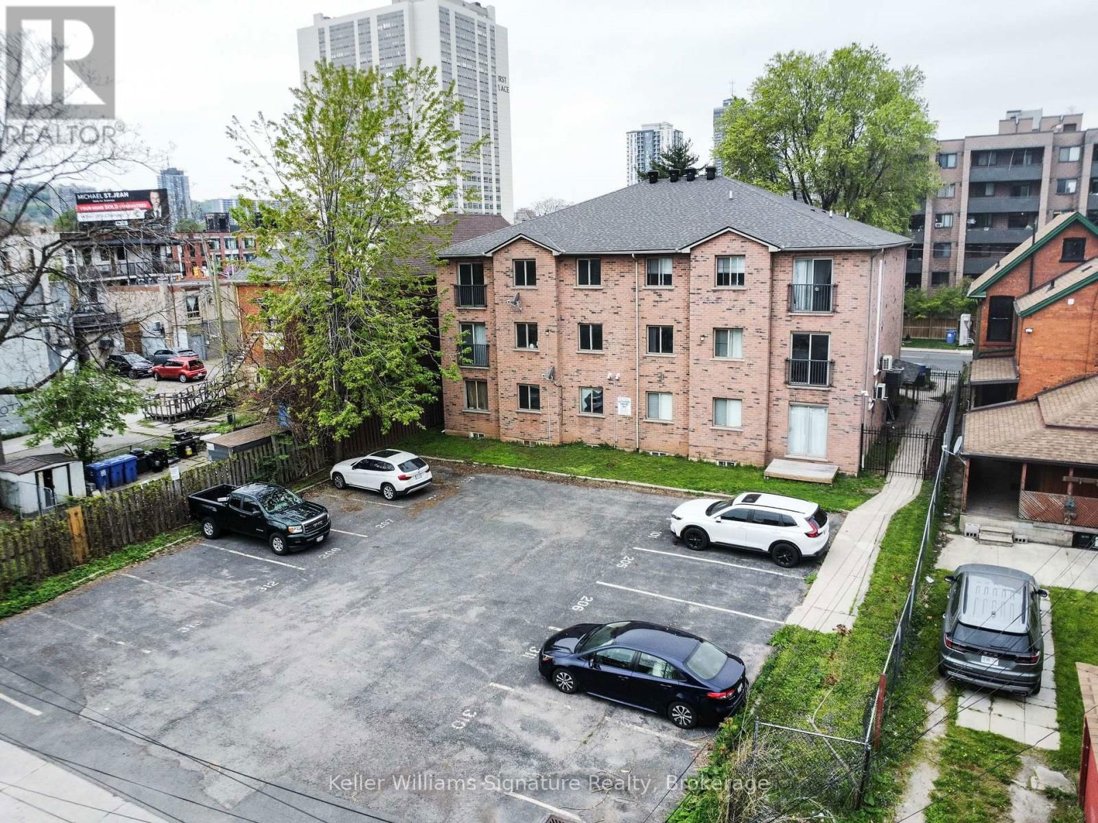 104 - 28 VICTORIA AVENUE NORTH Image 25
