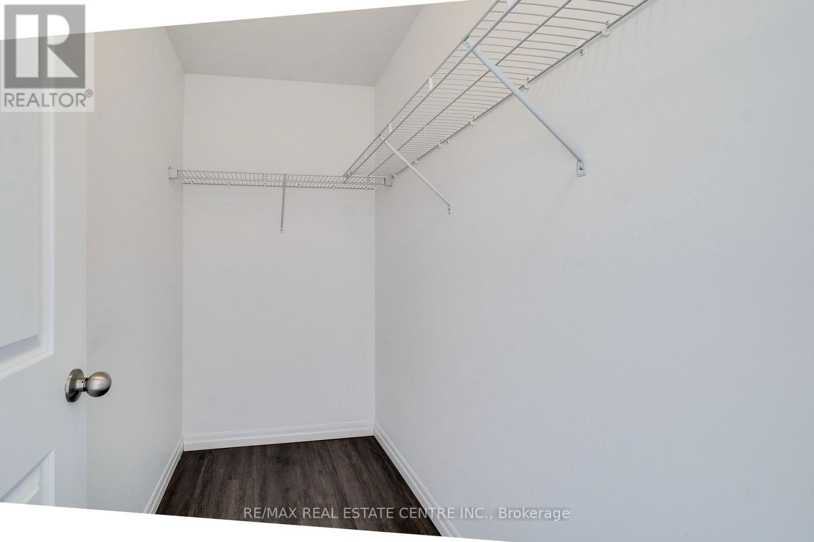 27 - 135 HARDCASTLE DRIVE Image 24