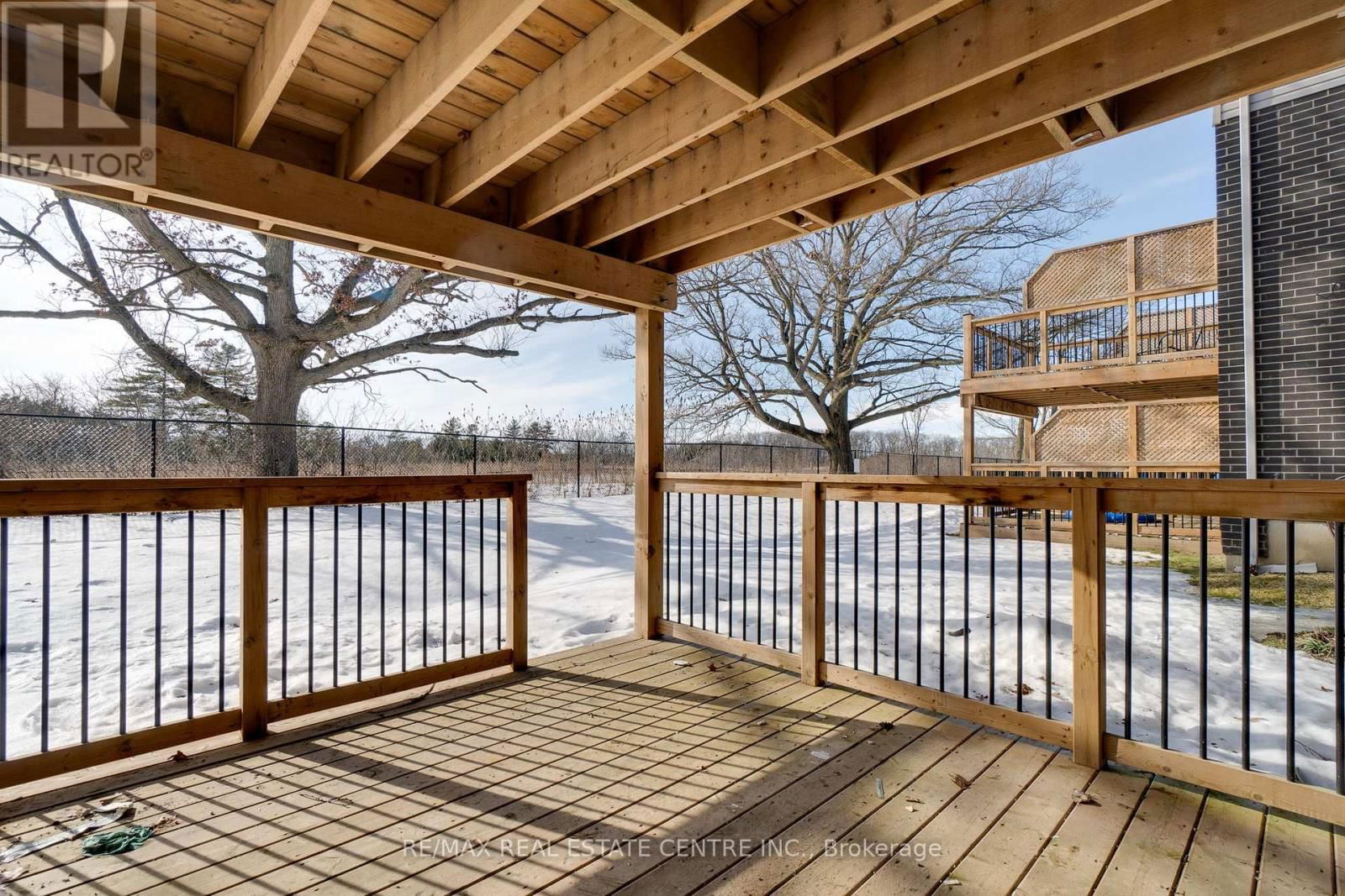 27 - 135 HARDCASTLE DRIVE Image 32