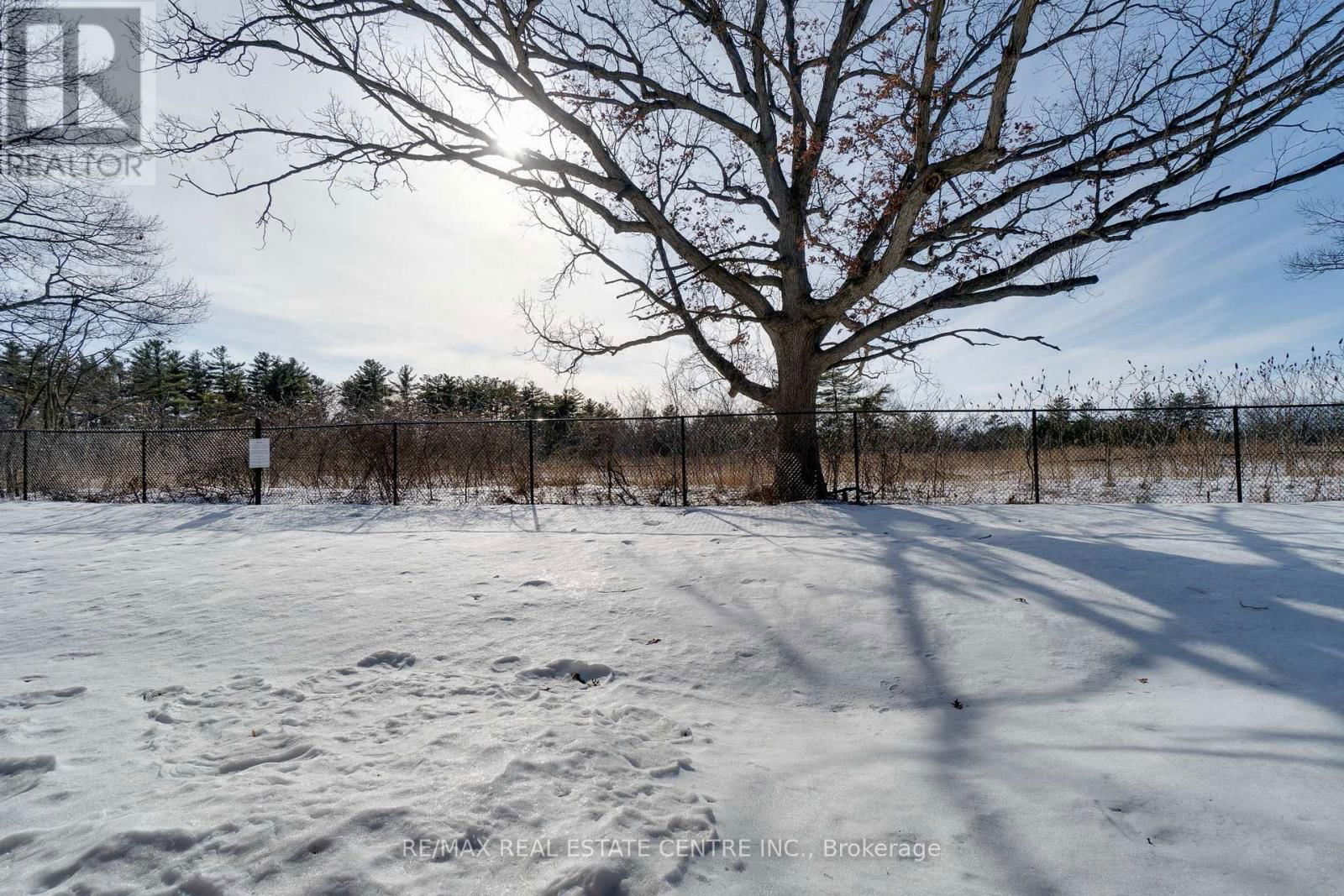 27 - 135 HARDCASTLE DRIVE Image 33