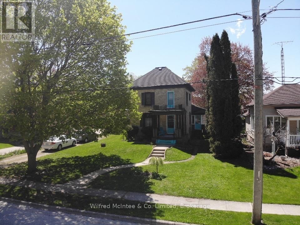 83 RICHMOND STREET Image 21