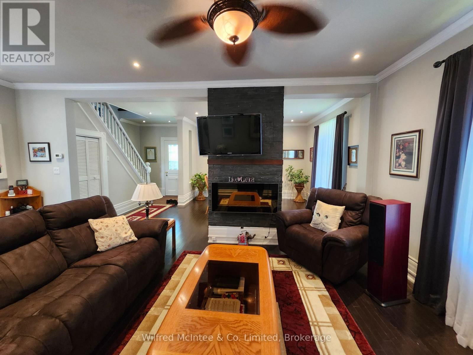 83 RICHMOND STREET Image 6
