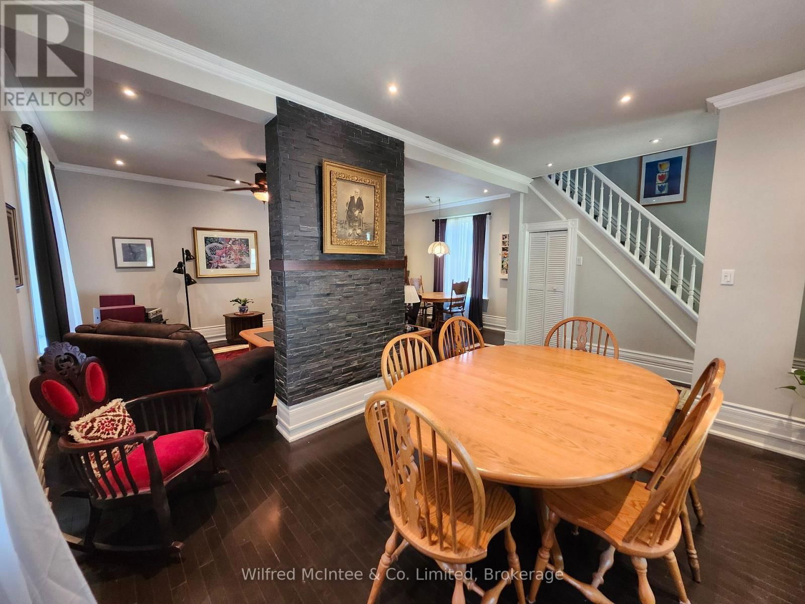 83 RICHMOND STREET Image 7